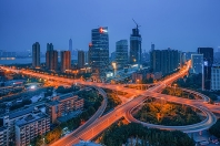 商业综合体泛光照明：场景化设计与商业价值提升